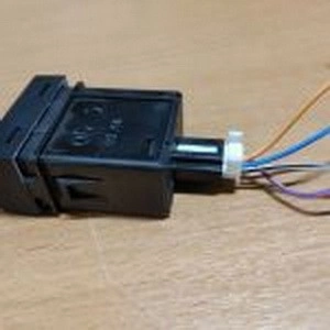 Разъем подключения USB гнезда 2 ряда, плафона бардачка, плафона двери Лада Веста, Ларгус, Рено