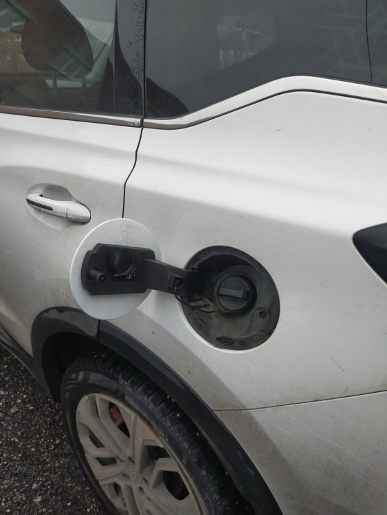 Держатель крышки / пробки бензобака ЛИТЬЕВОЙ универсальный ЛАДА/ГАЗ/УАЗ Иномарки