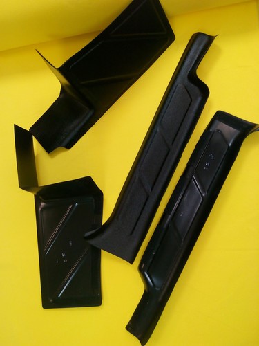 Накладки на ковролин порогов Рено Логан 2004-2013, Дастер, Террано ...