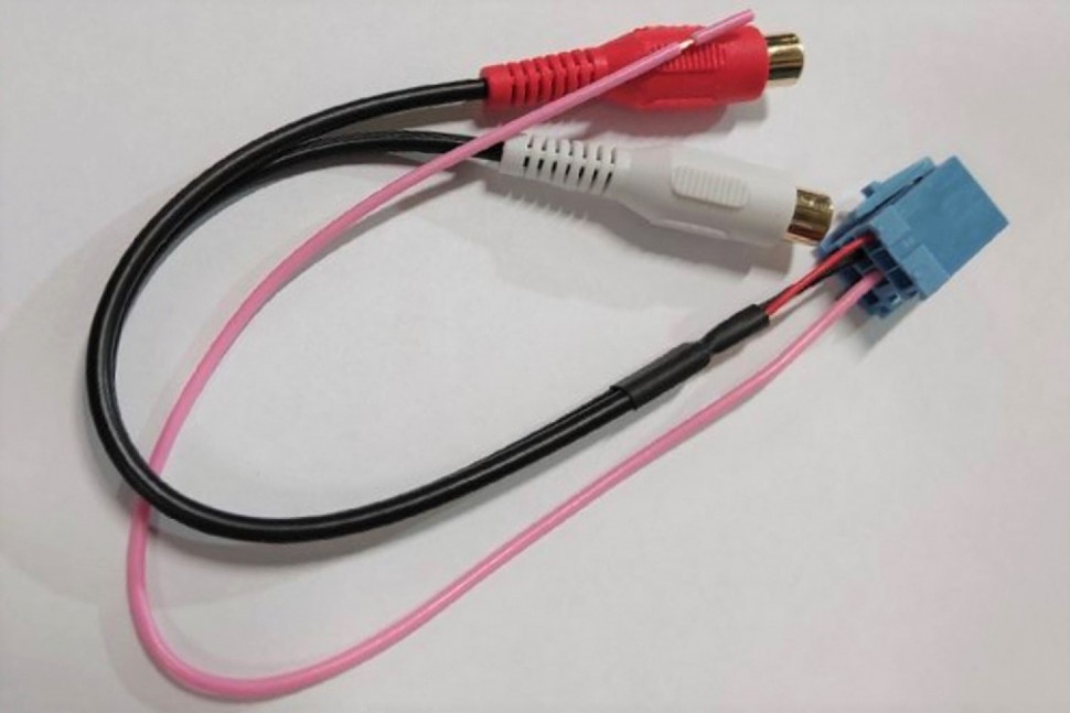 Разъем Mini ISO Лада Гранта для подключения камеры