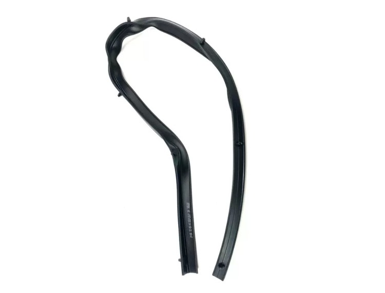 Уплотнитель порогов передних дверей Лада Веста (седан, универсал), оригинал 8450033071