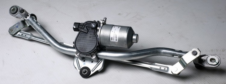 Трапеция дворников. - Lada Vesta, 1,6 л, 2016 года своими руками DRIVE2