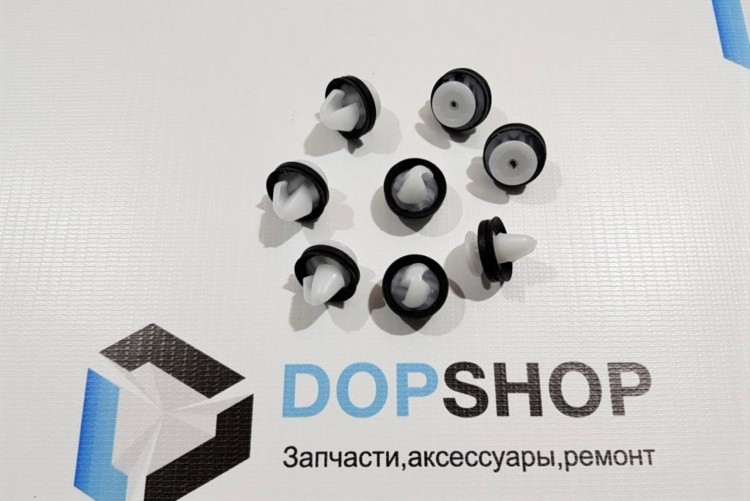 Клипса крепления обшивки двери Лада Веста, Гранта, Датсун 7703077469